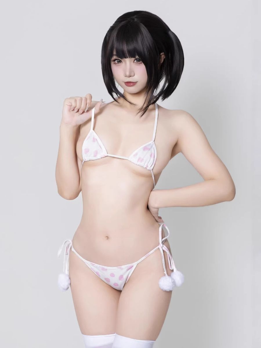 Kawaii Cow Cosplay — bikini top detail